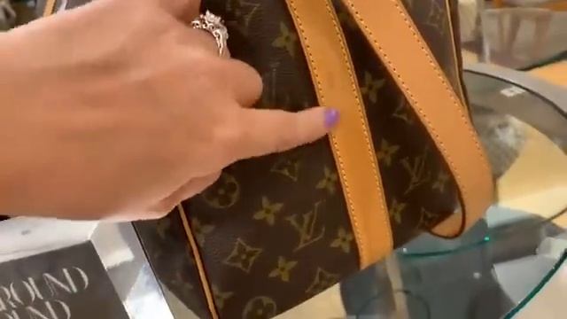 Y476 Витажный люкс. Vintage Louis Vuitton, GUCCI & PRADA. смотреть онлайн