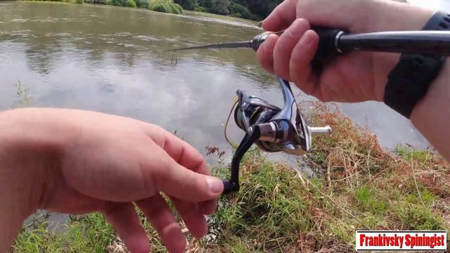 Риболовля на спіннінг р. Уж. Street Fishing в центрі міста Ужгород.