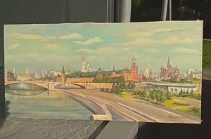 434. Вид на Кремль с Парящего моста в Зарядье 40х80, х.м., 2022.mp4