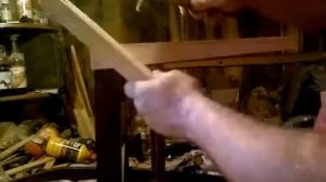 Восстановление ножки стула - это просто.