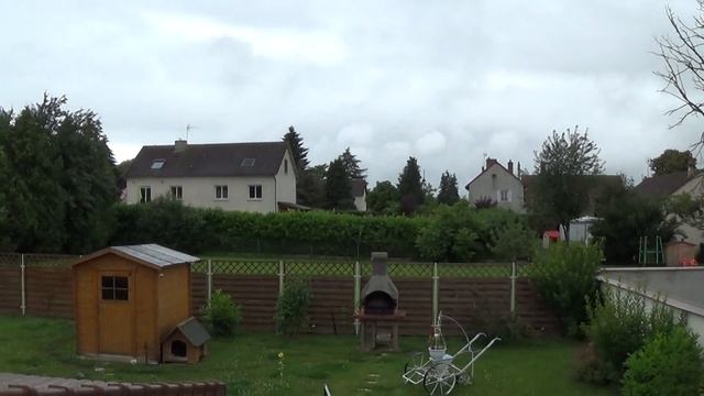 Test zoom x32 and x320 Sony CX 220 смотреть онлайн