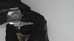 часы электронные сатурн с мелодиями.