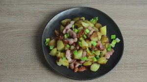 Жареная картошка по-берлински.