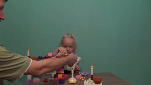 Играем в Лего/Play with Lego смотреть онлайн