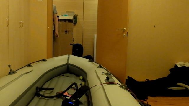 Насосы Сергея Багина и Marlin gp-60d накачивают лодку Zvezda НДНД 330 лайт за 6 минут 47 секунд. смотреть онлайн