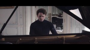 Tchaikovsky - Nutcracker "Pas de deux" - piano, arr. M. Pletnev - performed by Luke Faulkner - 4K