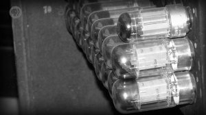 [CrashCourse] Electronic Computing： Crash Course Computer Science #2 (LN0ucKNX0hc)