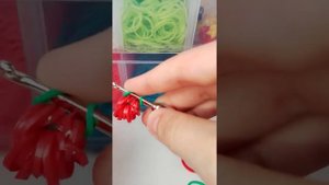 Урок 9. Фигурка из резинок "Вишня" на рогатке