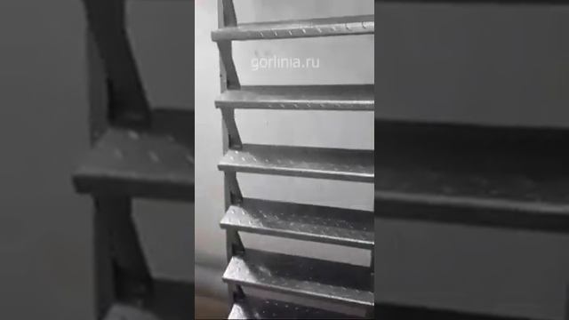 Как сделать люк с лестницей в подвал на заказ