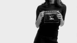 Alicia Vikander DANCES and DAB pour Louis Vuitton