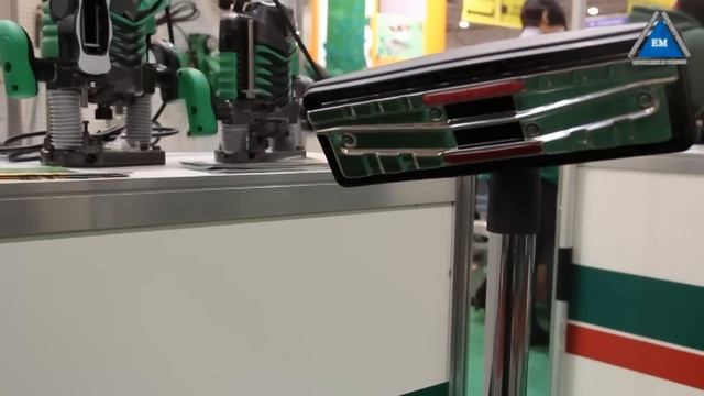 Пылесос HITACHI WDE1200 смотреть онлайн