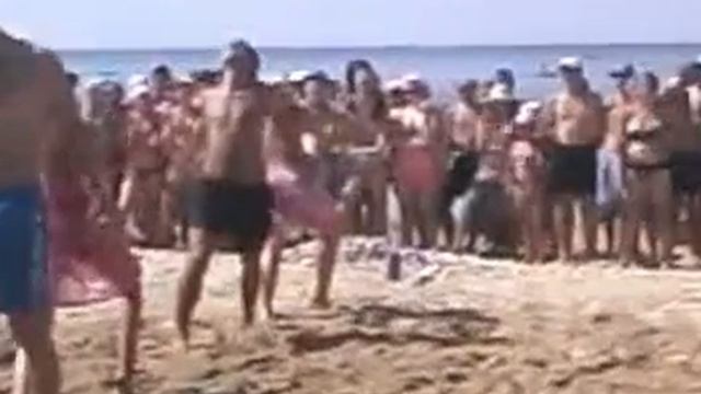 Золотой берег 2011 .3 смена(Вожатский фонтан)Волгоград.mp4 смотреть онлайн