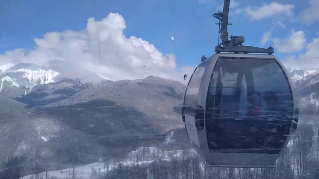 В подъемники Роза хутор(Роза Пик) . высота 2320 над уровнем моря