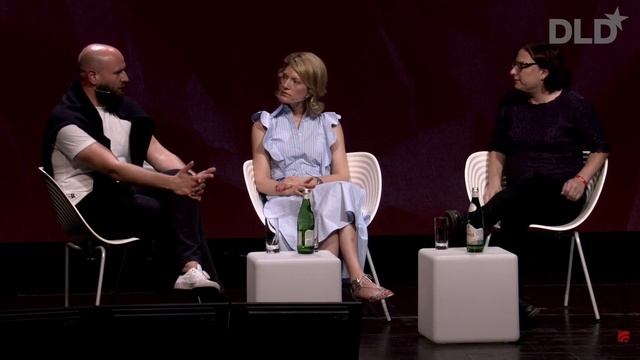 German Angst? How to Build a Strong Tech Economy (zu Fürstenberg, Miele, Fried) | DLD 22 смотреть онлайн