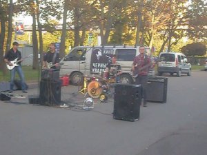 Невеселая песня - Черный квадрат