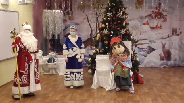 Новогодний утренник средней группы № 8 (25.12.2020) смотреть онлайн