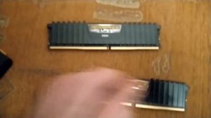 ОНЛАЙН ТРЕЙД.РУ Оперативная память Corsair DDR4 16Gb (2x8Gb) 3200MHz pc-25600 Vengeance