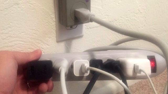 Дёшево ли оставлять зарядку в розетке без телефона смотреть онлайн