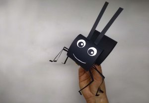 Делаю весёлого муравья из бумаги