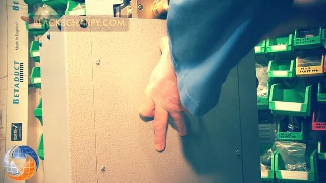 Моторизированный протяжной станок CNB31/34 для надреза V и U по Шарпи смотреть онлайн