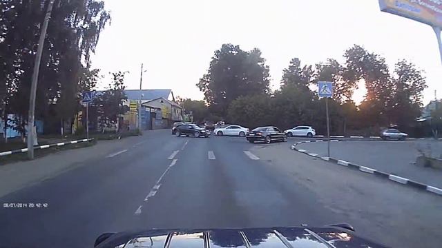 Дай дорогу мудаку. Номер семнадцать. смотреть онлайн