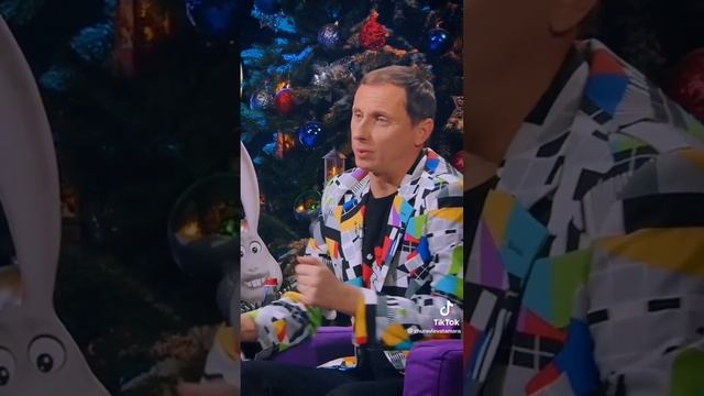 АНЕКДОТ СЛУЧАЙ У БАРМЕНА смотреть онлайн