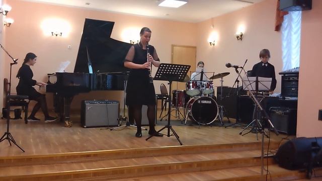 Ансамбль Весёлый ветер. 1. Колыбельная Светлане ,Т. Хренников, 2. Memory Rag, M. Schmitz