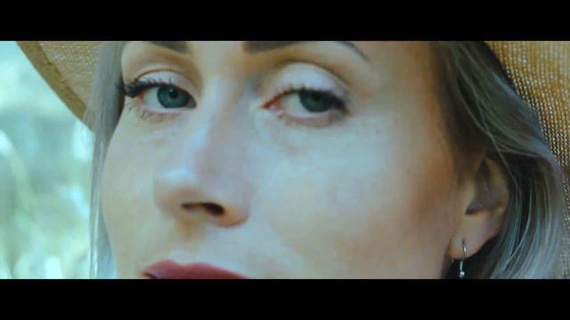 VIDEO PORTRAIT SASKIA || Canon 80 D/ 50mm 1.8 + 10 -18 mm смотреть онлайн