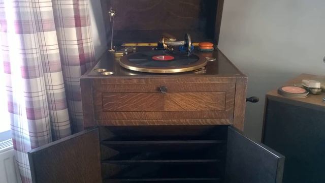 Pierre Fournier - Melody Op.3 No.1 - HMV 10" 78rpm - HMV 511 Gramophone смотреть онлайн