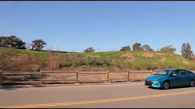 2018 Toyota Prius Prime Review and Specification смотреть онлайн