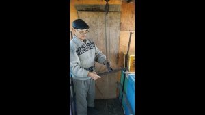 КАК СДЕЛАТЬ ПОДЪЁМНИК ДЛЯ УЛЬЕВ И КРЕПЁЖ