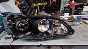 Honda Civic. Замена линз на бидиодные двухчиповые линзы Bengal Tiger F40 BI-LED.