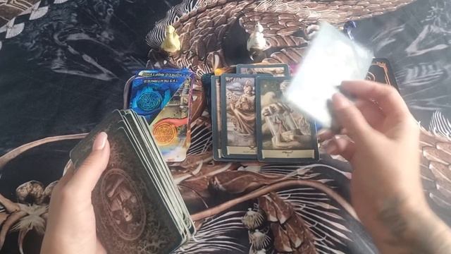 ГАДАНИЕ ОНЛАЙН | Что замышляет враг на полнолуние? смотреть онлайн