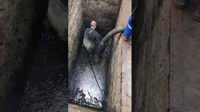 Прочистка выгребных ям