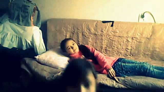 Vine Когда мама зовёт мыть посуду:D