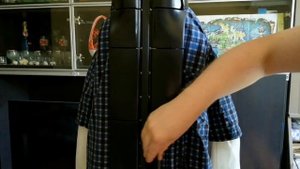 Как погладить рубашку без утюга