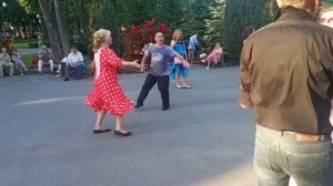Ты на звонки не отвечай!!!??Танцы в парке Горького!!!??Харьков??2021