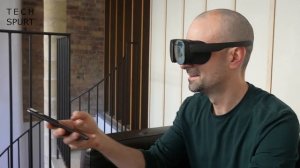 HTC Vive Flow VR | Virtual Reality Glasses Face-On Review