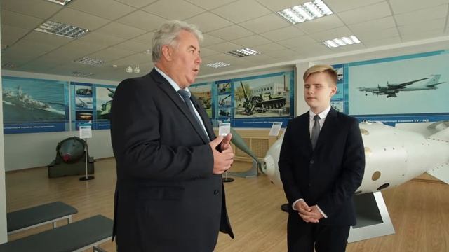 Трёхгорный 2018 Автор Полончиков Вячеслав Владимирович Герой Комаров Геннадий Владимирович смотреть онлайн