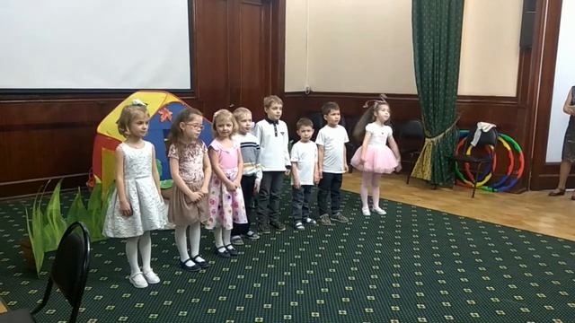 Праздник весны в детском саду "Солнышко" смотреть онлайн