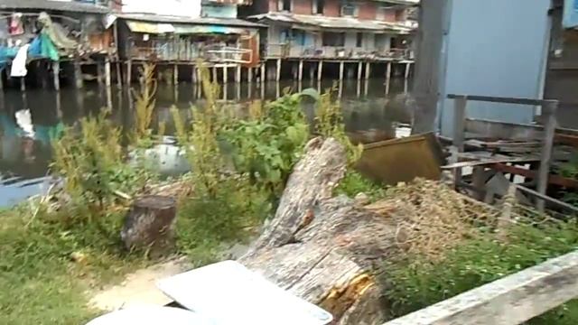 Таиланд. Трущобы Бангкока. Канал-клонг. смотреть онлайн