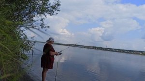 Наконец-то с мужем первый раз за лето ДОБРАЛИСЬ ДО ОБИ! С  палатками отдыхаем и рыбачим на реке Обь