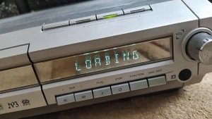 AKAI DV-R3500SS CD/DVD Home Theater