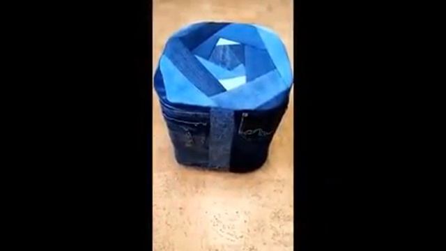 ПУФИК ИЗ ПЛАСТИКОВЫХ БУТЫЛОК смотреть онлайн