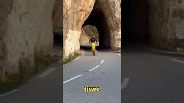 Increíble drz400 #suzuki #supuermoto #dr650 смотреть онлайн