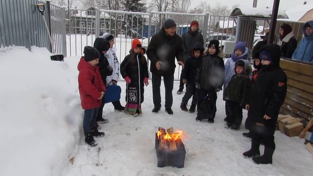 Новый год в школе английского языка «Успех» смотреть онлайн