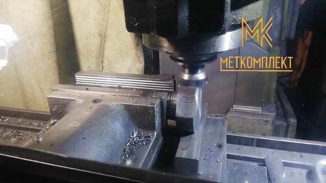 Фрезеровка головок болтов М64х300 ГОСТ 10602-94, размер под ключ S=95 мм. смотреть онлайн