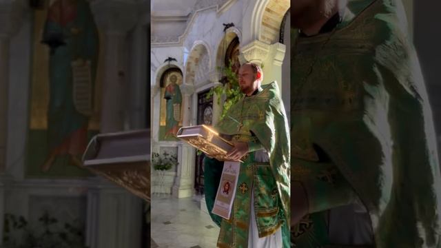 Праздник Святой Троицы 2022 Мариуполь Св.Владимирский храм смотреть онлайн