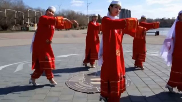 Видеопоздравление на 1 Мая Дню Единства Народов Казахстана смотреть онлайн