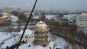 ВОДРУЖЕНИЕ КРЕСТА НА КУПОЛ ХРАМА СВЯТОГО СЕРГИЯ РАДОНЕЖСКОГО